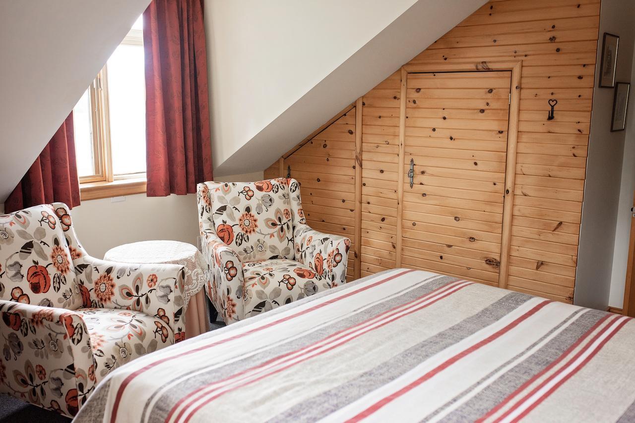 Rock Hill Bed & Breakfast Sharbot Lake Dış mekan fotoğraf